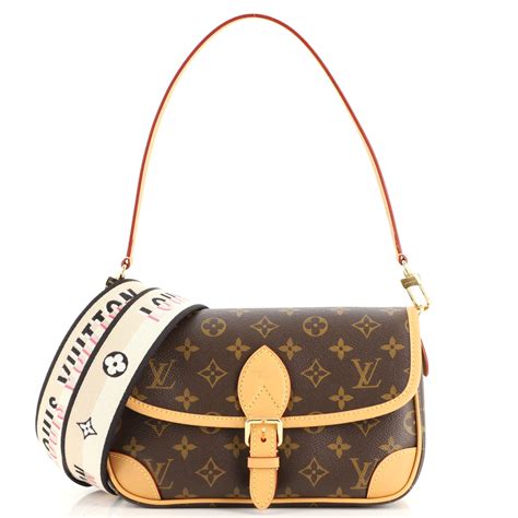 bolsa bau louis vuitton original|Louis Vuitton diane bag 2022.